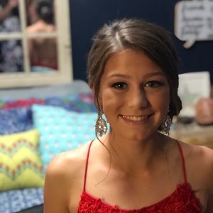 Meet your Posher, Bella